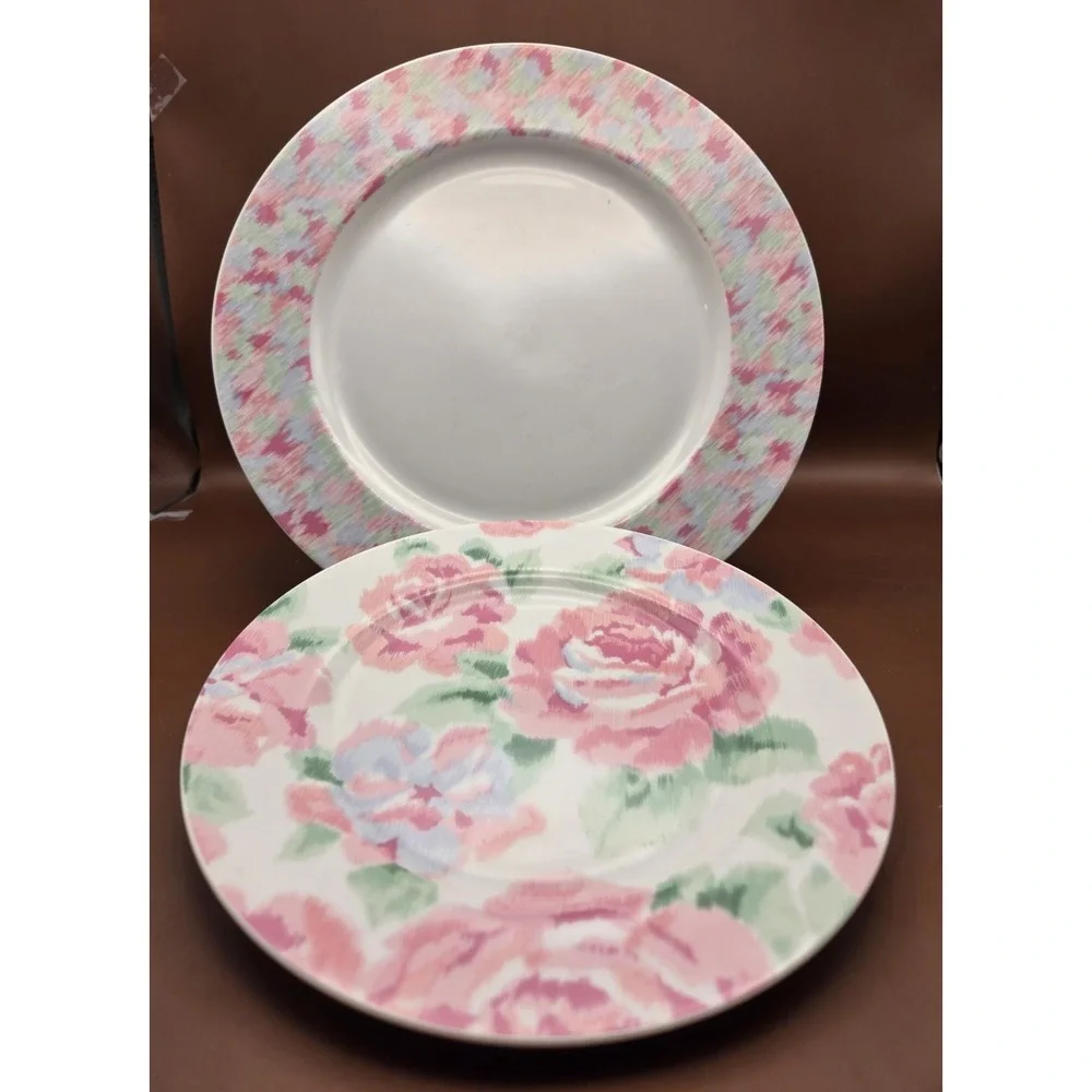 Vintage Dinner Plates /Salad. 2 In Set Pink Roses‎ And Design By Lynn Hollyn